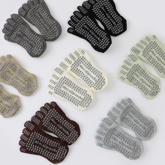 Introducing the New Full-Toe Ian Pilates Grip Socks!